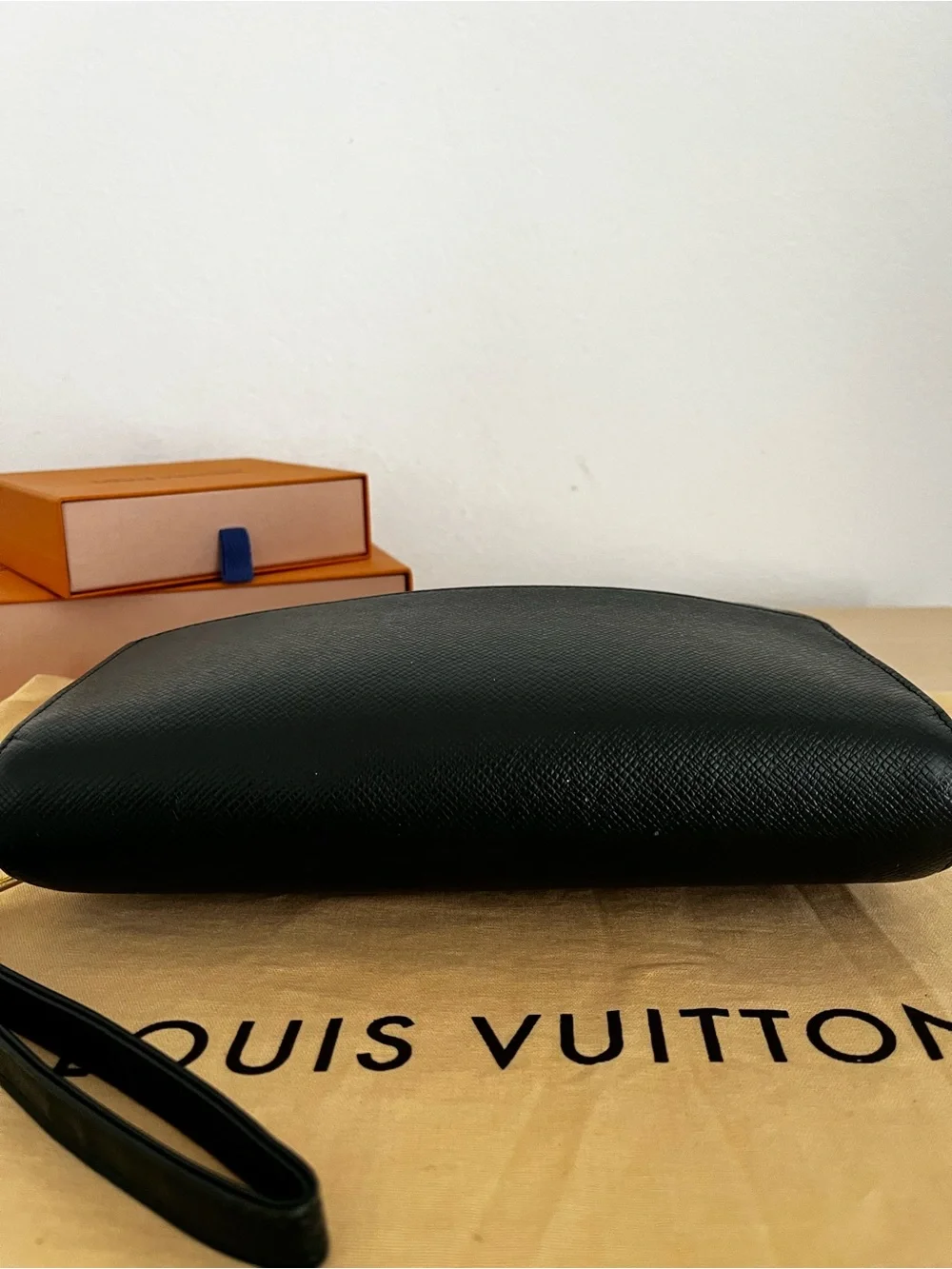Louis Vuitton Taiga Epicea Green Cosmetic Accessory Travel Wristlet Clutch 1995